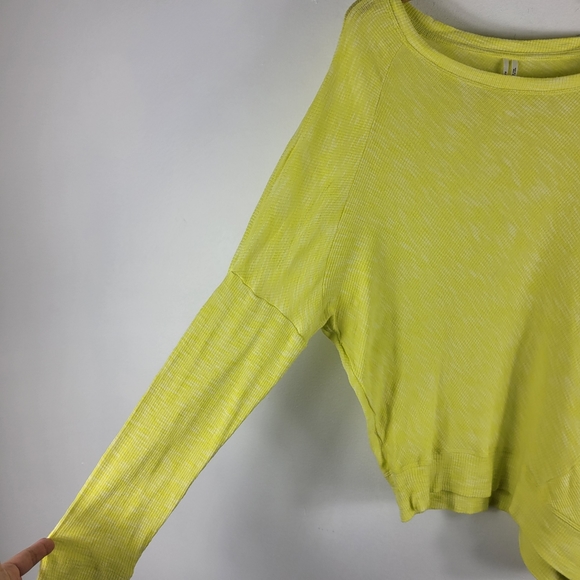 Anthropologie Micro Ribbed Drop Shoulder Asymmetric Hem Tee - Picture 2 of 8